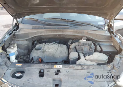 2013 Hyundai Santa Fe Sport z USA, uszkodzony, nr VIN 5XYZT3LB4DG087642